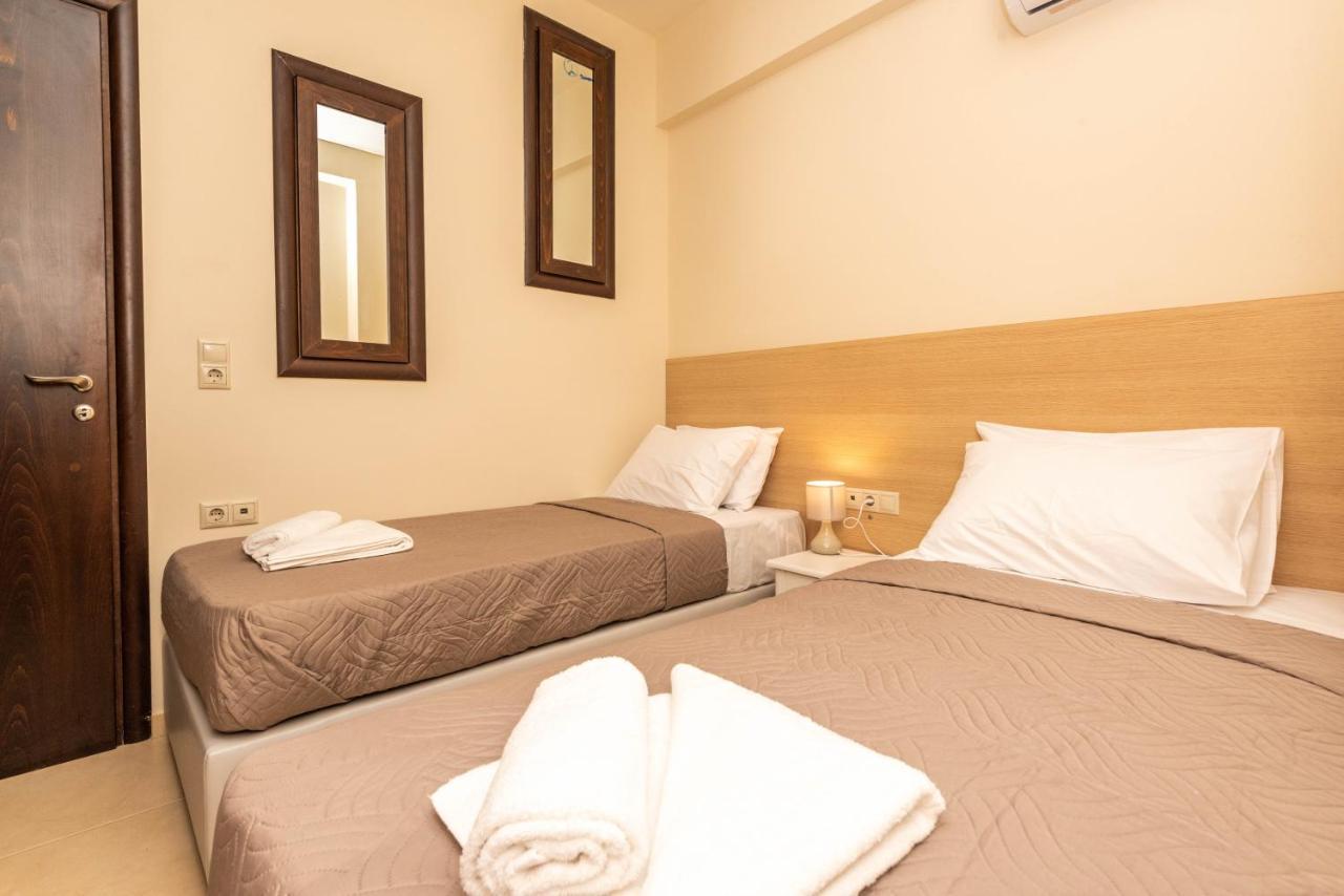 Fortezza Side Suite 罗希姆诺 外观 照片