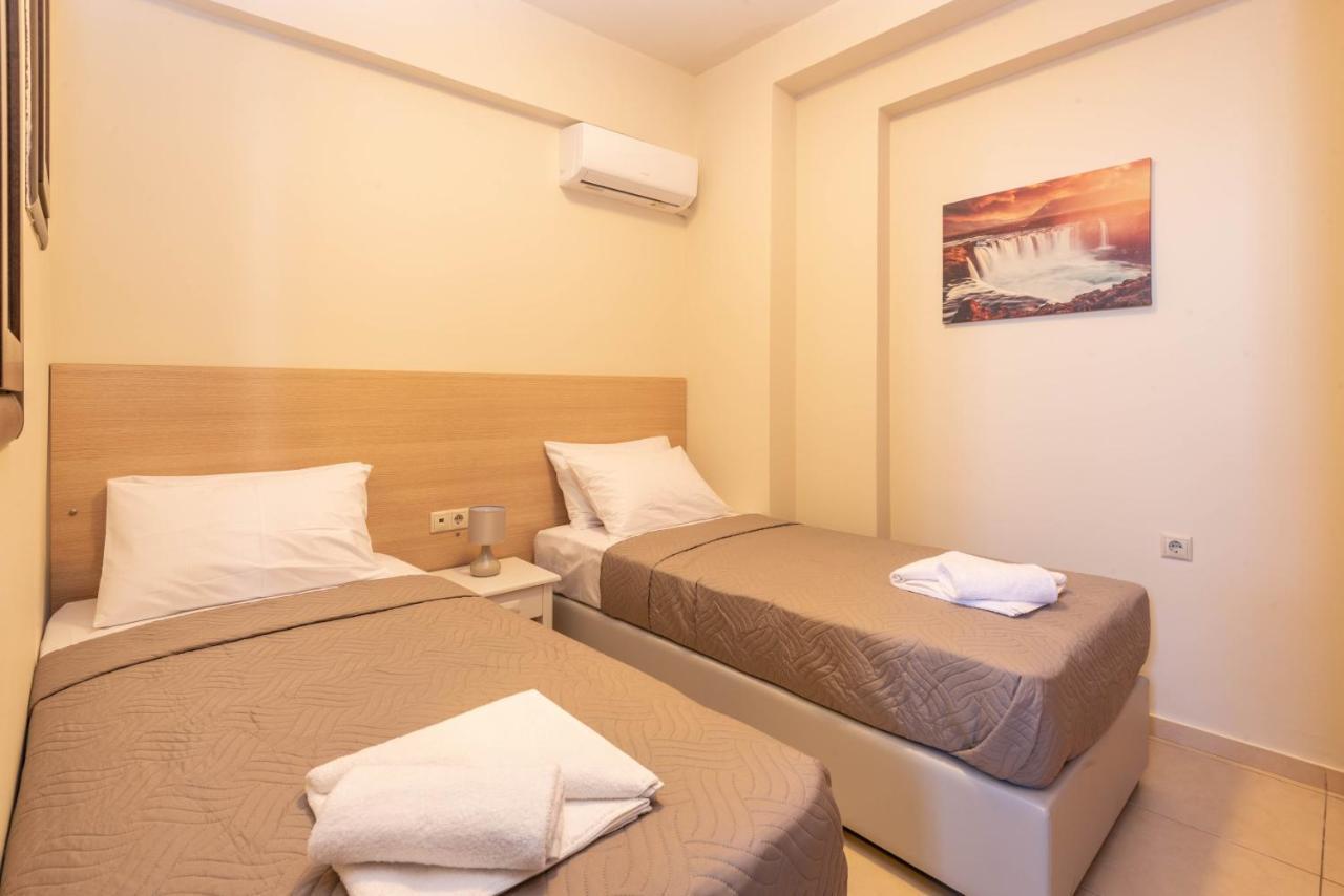 Fortezza Side Suite 罗希姆诺 外观 照片